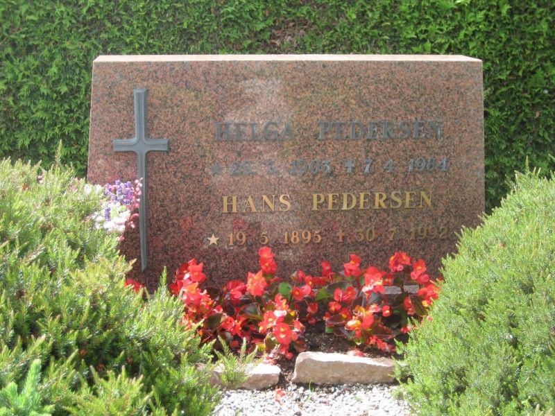 Helga Pedersen        .jpg